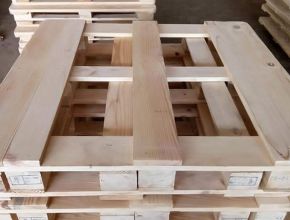 Pallet kê hàng trong kho