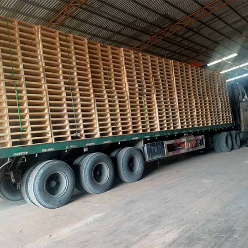 Pallet kê hàng trong kho Pallet kê hàng trong kho