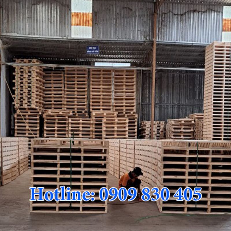 Pallet gỗ thông 23